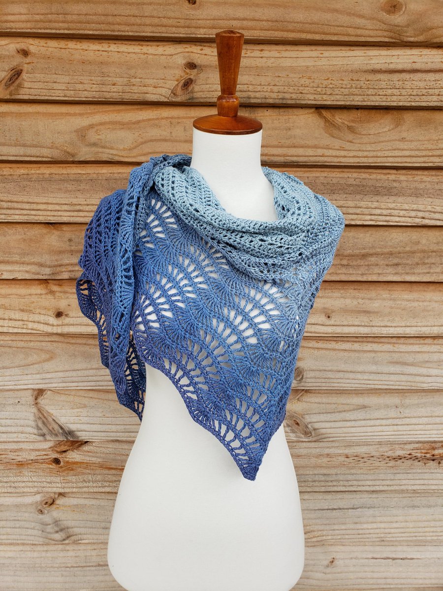 LittleNestCraft's tweet photo. Blue Ombre Waves Crochet Cotton Scarf
https://t.co/D0fvLxojy5 
#handmadeisbest #shopsmall #slowfashion #supporthandmade #newlisting #etsylisting #cottonscarf #blueombre #handmadeaccessories #ombrefade #waves #bluewaves #summerscarf https://t.co/Cwf1F7lQSN