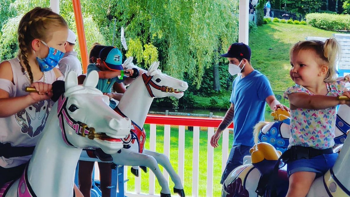 whitemts's tweet photo. Happy National Merry Go Round Day! Do you call it a merry go round, or a carousel?
📷: @nerdymomtravelsne (Story Land) #whitemountains #NationalMerryGoRoundDay #storylandnh #visitnh https://t.co/SmhMxMSbBh