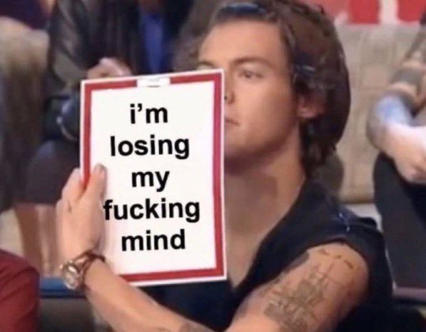 xoxoits_me's tweet image. In conclusion, here we see the one direction fandom losing their shit again 💀🤡
#OneDirectionVSDirectioners
