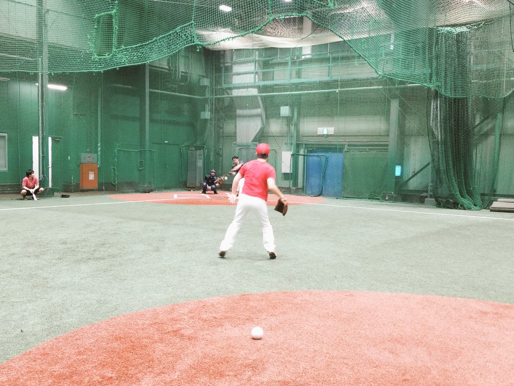 ace411hr's tweet photo. ヤクルトと入れ替わりで神宮室内練習場つかいました
めっちゃきれいでした https://t.co/qcjpnkyt26