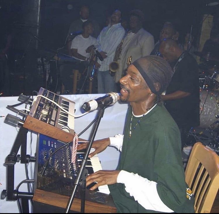 Sevenleri sevdiğine vermediler vermediiiiiiler güzel gözlüm seni bana çok gördüler çok gördüler