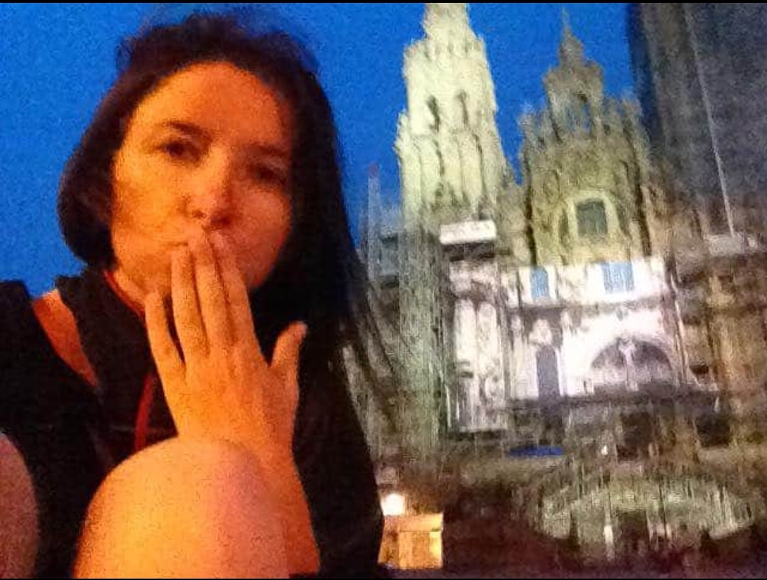 stguardailcielo's tweet photo. Cari pellegrini, auguri a tutti noi! 🤣🎉♥️⭐
Oggi si festeggia San Giacomo, il Santo che ogni anno "fa camminare tutto il mondo"
Devo dire che il cammino manca tanto, sempre. Che tutti possano vivere quest'esperienza 🥰🥰🤗🤗

#setiperdiguardailcielo #ilcamminodisantiago https://t.co/K8oTMn1Mvr