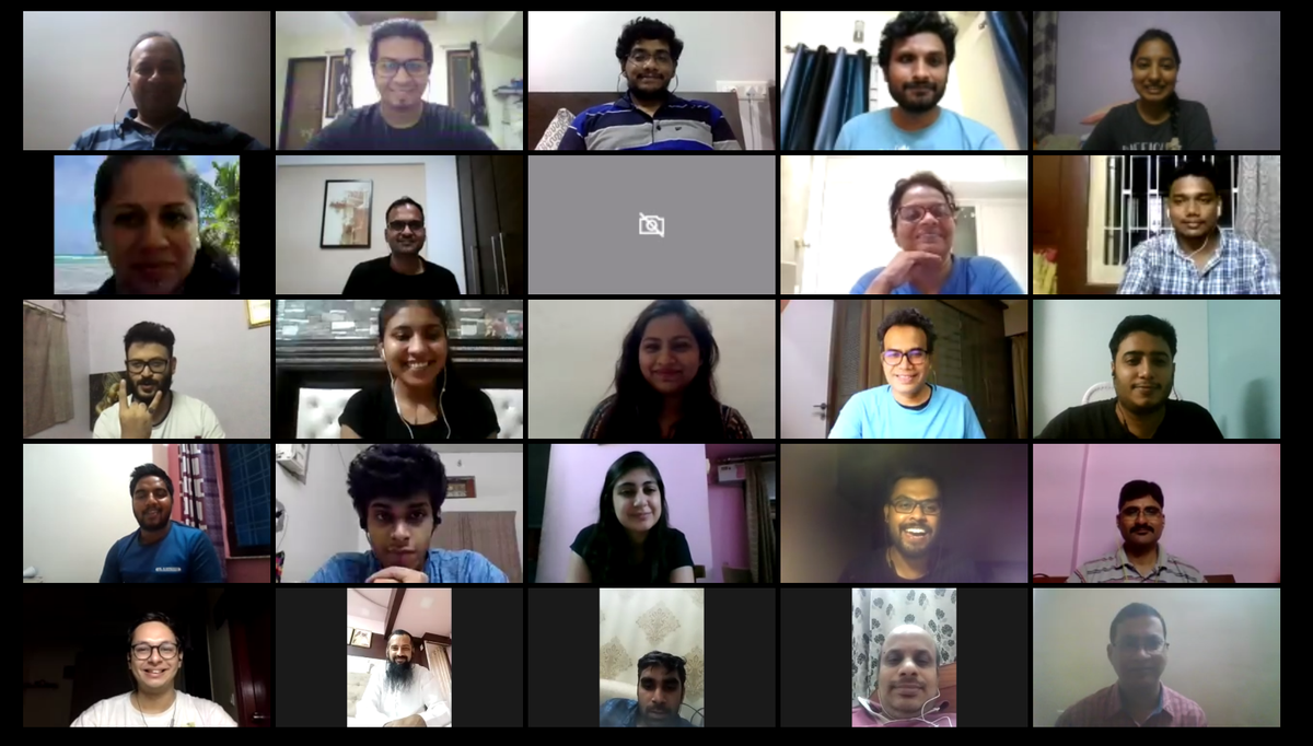 VaibhavSisinty's tweet photo. And Mega Webinar with Batch 13 is live <3

800+ people live with me on a Saturday night.

Join the madness next time : https://t.co/mpmXwFJIxf

#LinkedInworkshop #VaibhavSisinty https://t.co/8zeV4n3y4L