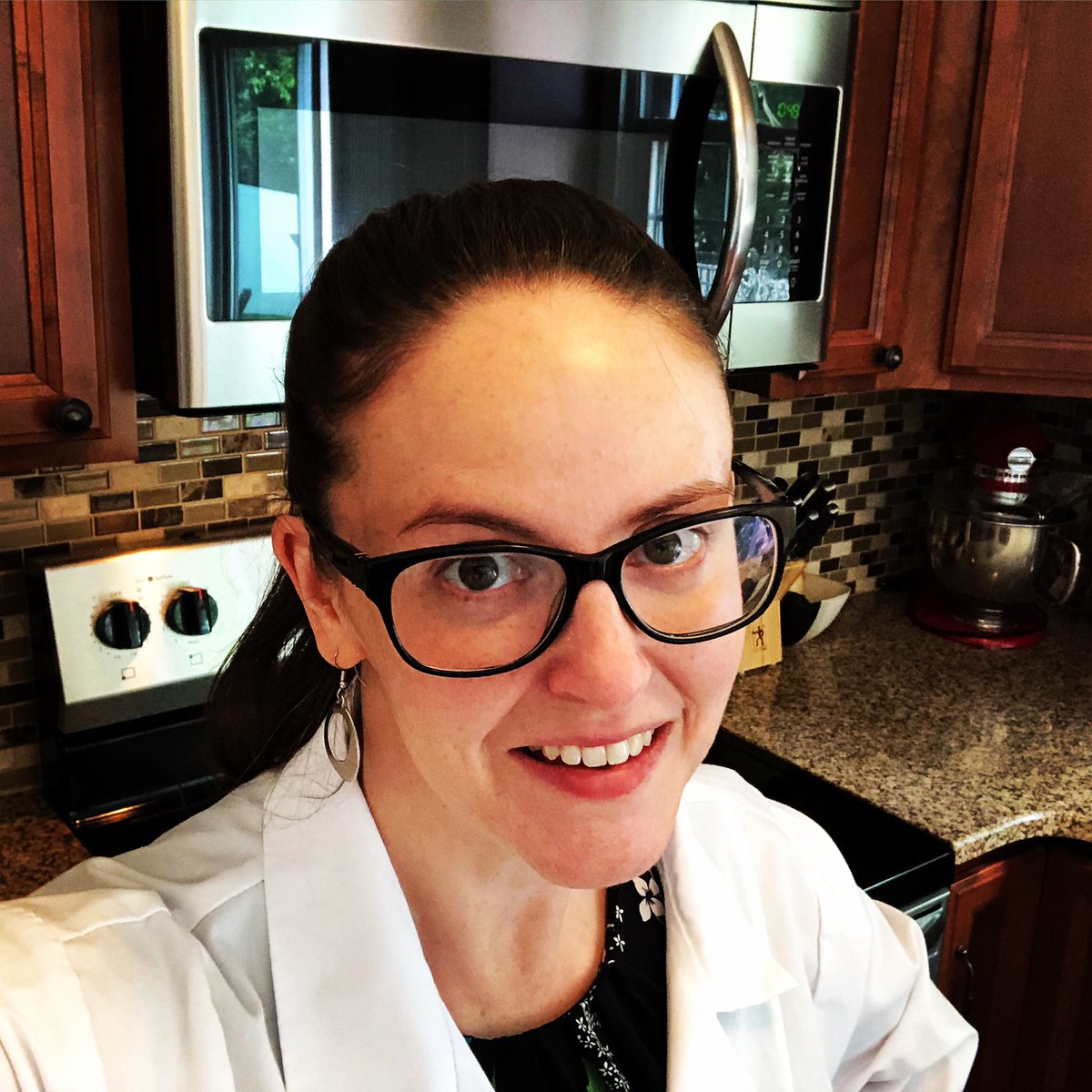 DrVSnax's tweet photo. Back in the laboratory today! Look for new #snaxperiments coming soon! https://t.co/x5pdwcbErc