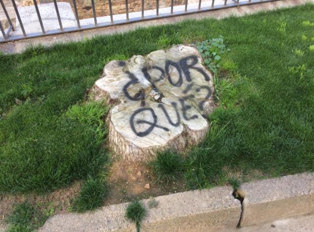 arribalasramas's tweet photo. Con las etiquetas o hashtag #45Grados
#oladecalor
#freirhuevos 
#requiemforhumanity
Pongamos fotos de árboles talados y tocones para recordar la sombra y el fresquito que generan. 
Y que los que deciden se enteren de una vez de la importancia de los árboles para mitigar el calor https://t.co/osURoG77Df