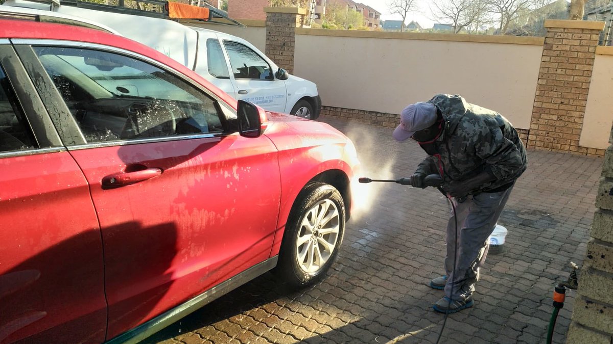 brite_view's tweet photo. 🔆BriteView mornings..🔆

#BriteviewCarwash #JoburgEnterprises 
#BuySouthAfrican 
#DJSBU https://t.co/Q7mYikfp1m