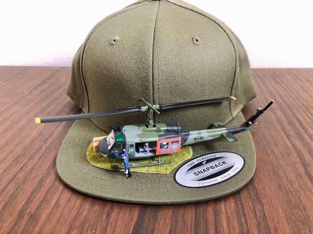 NerdlockPodcast's tweet photo. Tadaaa 🎉 Custom Basecaps - sogar mit Licht! 😎 

#nerdlock #podcast #basecaps #custombasecaps #miniatures #modelbuilding #miniatureart #becreative #kunstmitkappen #basecapart #mirgehteinlichtauf https://t.co/7CUEVZYDKh