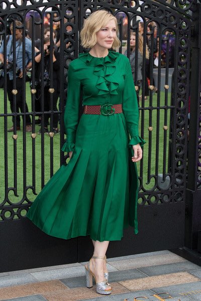5. Cate doesn’t like to wear the color green. She said she hasn’t wore it in years because it was the color of her school uniform and she couldn’t consider rewearing it.