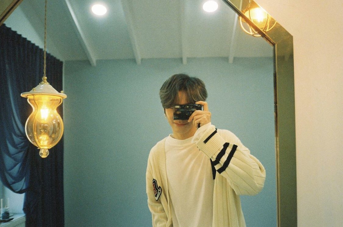 📸