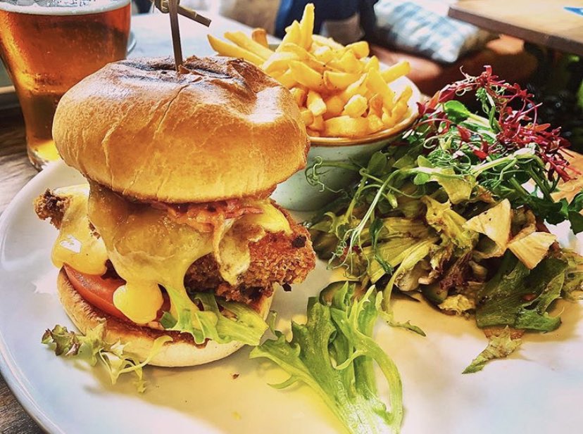 pvillearms's tweet image. It’s a #PrestonvilleArms kind of day!
Open from 12-11 and serving food till 9pm!
-
-
-
#pubsinbrighton #brightonandhove #brightonfoodie #saturdayvibes #saturdaymood #realales #longlivethelocal