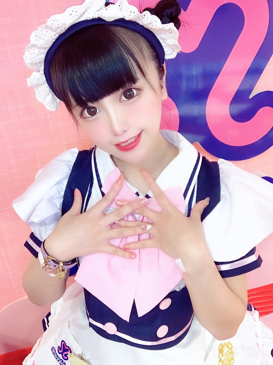 めいどりーみん 公式 No 1 メイドカフェグループ めいどりーみん 駅前店 今日は楽しい土曜日 W 皆様のお休みを萌えパワーで はっぴーにしたいにゃんっ オススメはメイドちゃんのライブショー と飲み放題メニューです お待ちしております