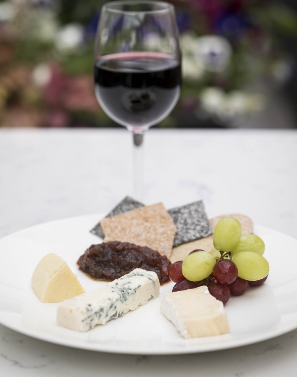 thechesterhotel's tweet photo. It’s National Wine and Cheese Day (hasn’t it been that every day since lockdown?!) what better excuse than to try our cheese and biscuits from our summer menu including Scottish Lanarkshire Blue and a glass of red?
https://t.co/MTVXAtsWq3 https://t.co/mzP6w109cb