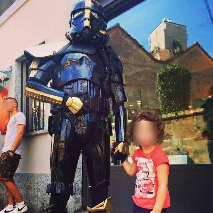 501stSpecOps's tweet photo. This week's #SearchAndDestroySaturday shoutout goes to the Dark Reapers of @501italica
There are 9 members with the following costumes
#ShadowTrooper #ShadowScout #NovaTrooperElite #ImperialArmyEngineer #DeathTrooper #ImperialArmyTrooper #FirstOrderFlameTrooper
#DarkReapers https://t.co/akX9xtjTnZ