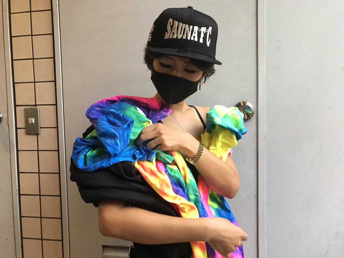 saunafc2019's tweet photo. 2020 春夏の新商品を発売しました。

数に限りがあります。

https://t.co/hbWGVIyAE8

#saunafc
#サウナ　
#サウナイキタイ　
#サ道　
#サ活　
#sauna https://t.co/oQCaUZVfqu