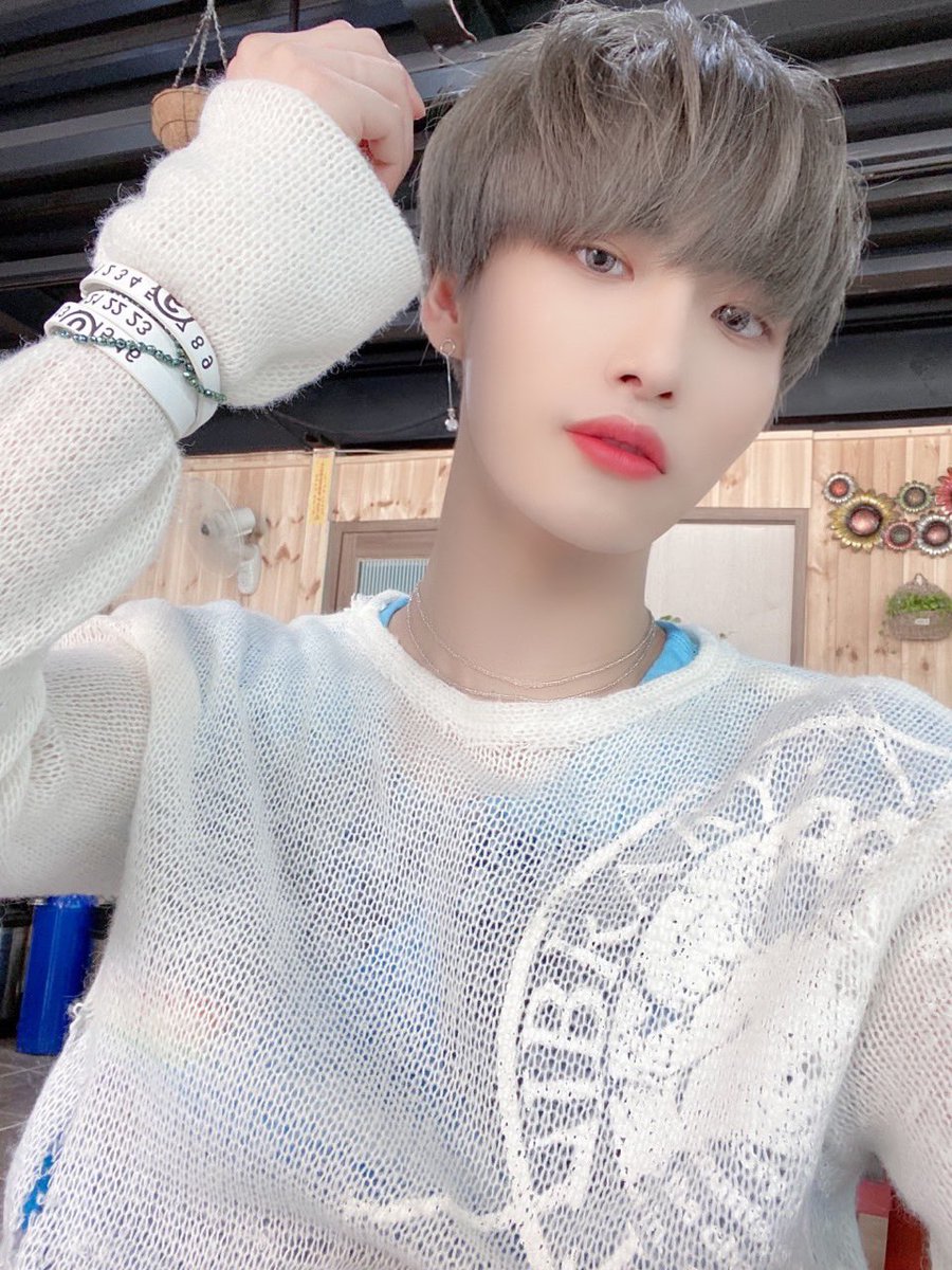 ATEEZofficial's tweet photo. [#성화] 에이티니~다음주에 봐요~~~💙💙💙
#ATEEZ #에이티즈 https://t.co/F1aclYzOzY