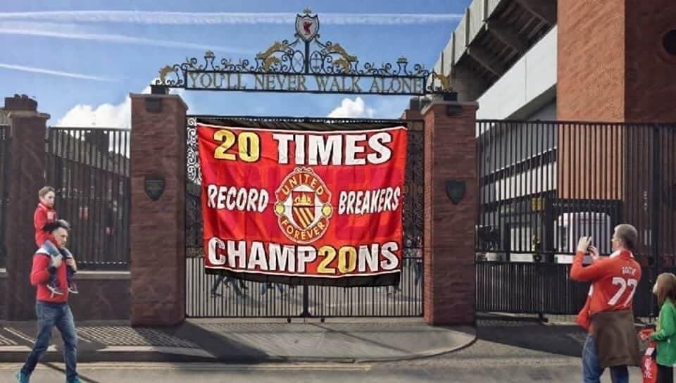 bloom200's tweet photo. 😈 #MUFC_Family 😈 Nice 1 but I hope they disinfected the flag afterwards 🤣
@AnnetteH0526 @FarlinaLCarroll @1965Wendy @KellyFosters @TetleysTea @lola_united @Benniewilson111 @refc160 @MylesDevine @dublinsprincess @MUFCUnitedReds @sheshe_tom @john_nufc42 @Davethemanc15 @kevanred https://t.co/ArLdsrlncl