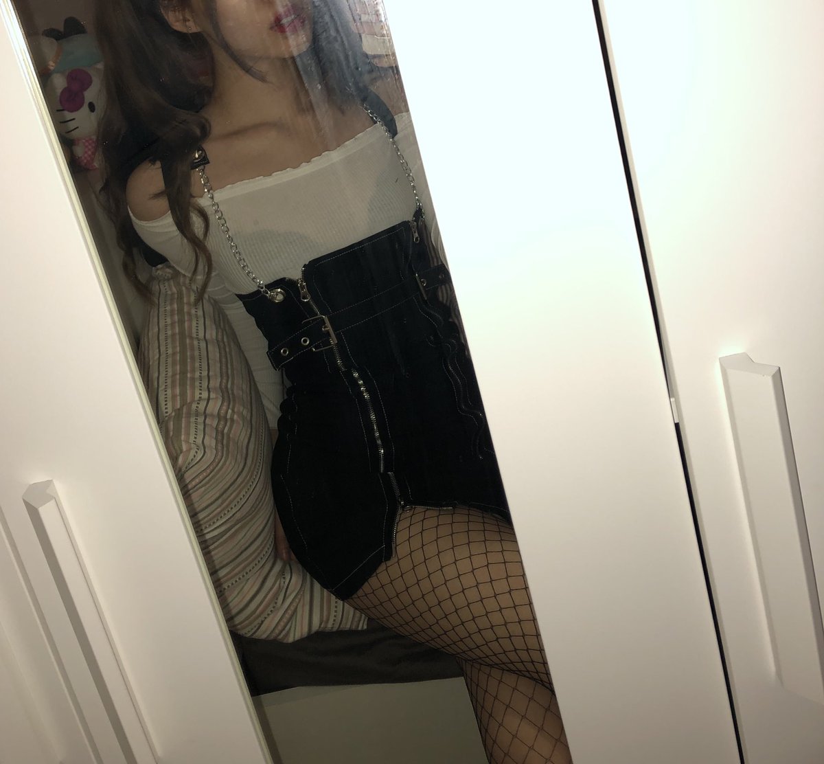maskedlittleone's tweet photo. hi I‘m new to #nsfwtwitter 
Let‘s support each other:) 

- 19
- switch
- she/her 
- bi
- asian
- sometimes I cosplay
- dm me
- retweet for mutuals ☺️

#nsfwtwt https://t.co/szCz2o11yt