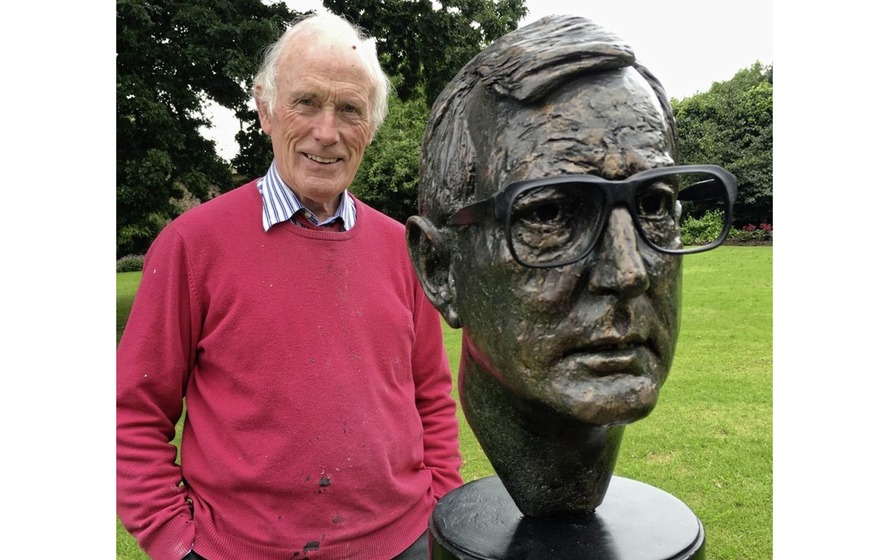 RememberedIN's tweet photo. Sculptor, hotelier, teacher, musician - John Sherlock was a multi-talented, genial dynamo #LivesRemembered @irish_news

https://t.co/vskglQOHyJ https://t.co/VAxXN9BWPP