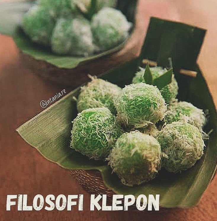 Puspita_Tsalsa's tweet photo. Ada apa sih dengan Klepon ko aq gtw yaakk 😂 ,, klepon tidak islami gimanaa 🧐 pdhal kan enaakkk 🤤 
..
Lalu bagaimana dg bakso beranak yg tidak jelas siapa Bapaknya 🤣🤭 
,,
#justkidd https://t.co/4McQmiXY5M