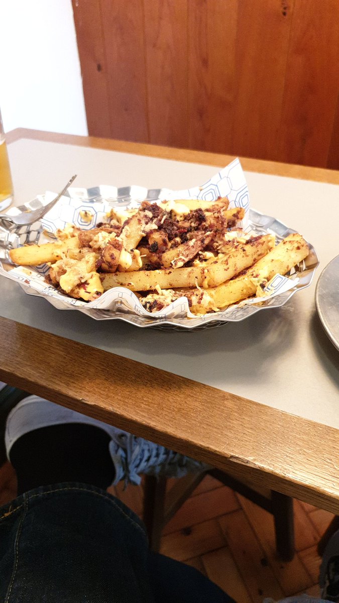 oldpoopa's tweet photo. @PintShop 
So nice to get back in here guys! Great the way the tables are separated into their own little "snugs", all done really well. The floor looks great too. 
The dirty beef dripping chips from the bar are something else.... https://t.co/L7pv2mdaMm