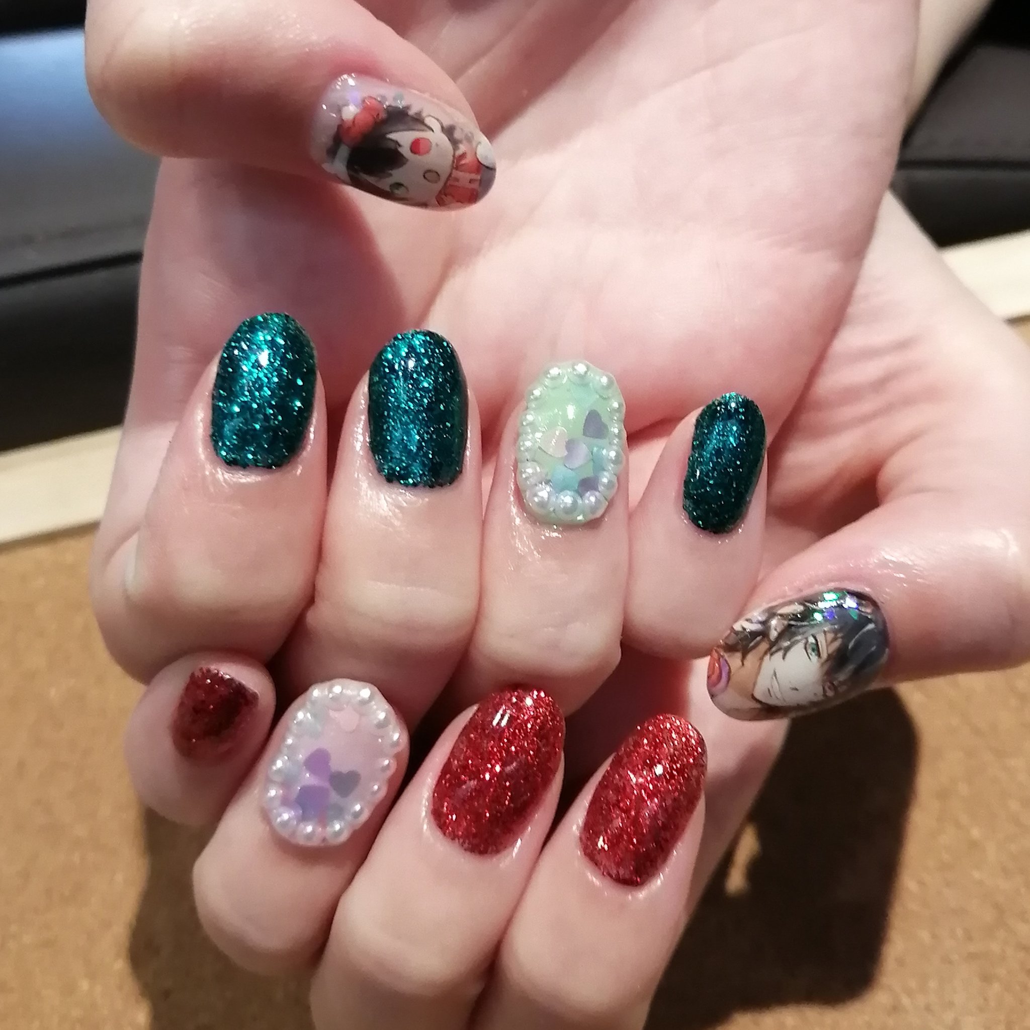 Hisae Nail Sur Twitter お客様ネイル 明日は山田一郎さんのお誕生日ということで 目の色に合わせて片手色違い ありがとうございました ネイル 痛ネイル キャラネイル ネイルアート 手描きイラスト 手描きネイル 手描き アート 模写 モチーフ