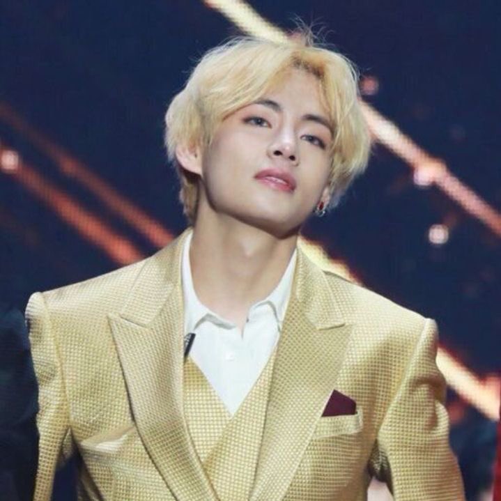 lu vai ver o bts ! tweet media