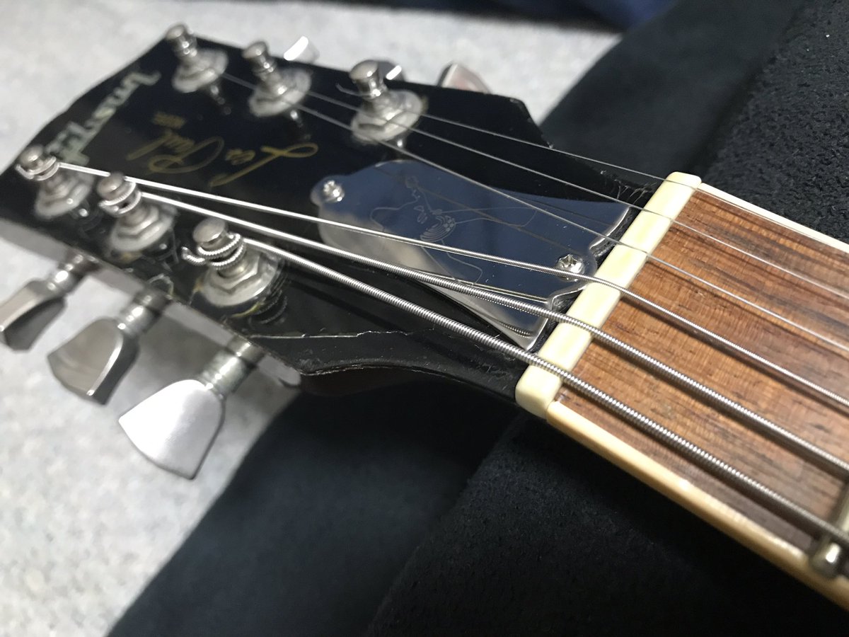 SDMF_Inc's tweet photo. 弾いてみても良い感じやね。

まだ張って数日やから、
今後どうなるか分からんけど、

まぁまた何かありゃ報告します〜

@jimdunlopusa @JimDunlopJP 
#JimDunlop #JimDunlopStrings
#HeavyCore #DHCN10606 https://t.co/dLU1KtFuwQ