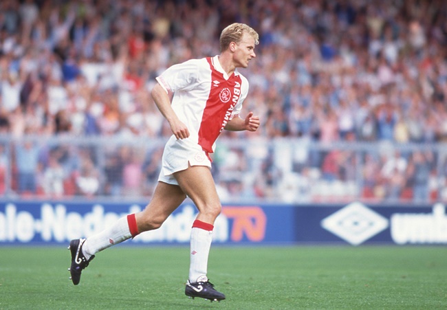 Prior to playing for Arsenal, Dennis Bergkamp started his career in the Ajax academy at the age of 12. His idol Johann Cruyff pulled Dennis up to the first team in 1986 at age 17 where he signed his first professional contract. Bergkamp moved to Inter Milan in 1993.
