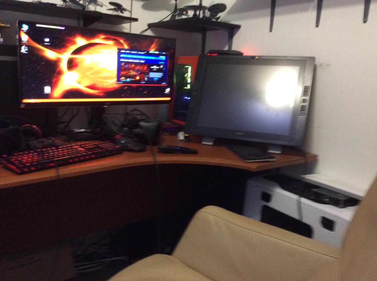GrandMuff's tweet photo. @TheQuartering My rigs  1 https://t.co/nwoGzYl79y