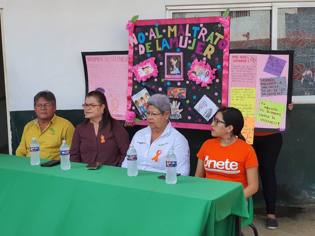 CecytesMazatlan's tweet photo. https://t.co/KtbiahmiWd

#DíaNaranja 
#SúmateaLaNoViolenciaEnContraDeLasMujeresyNiñas

@LluviaCisneros7  @AlmaRocoGutirr1 @ma12gui10  @IngridRoxanaMo2 @IngridXiomaraM4  @Patrici26378153 @Diangarcialga  @dianainsunza https://t.co/xrr489AZJs