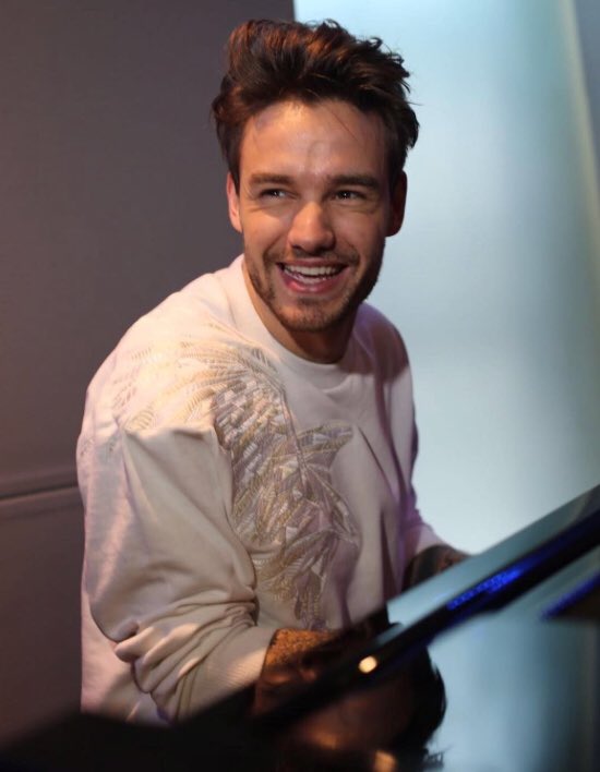 iCuddleMelanie's tweet image. LIAM APPRECIATION POST BECAUSE HE DESERVES ALL THE LOVE. REPLY TO THIS WITH NICE THINGS.