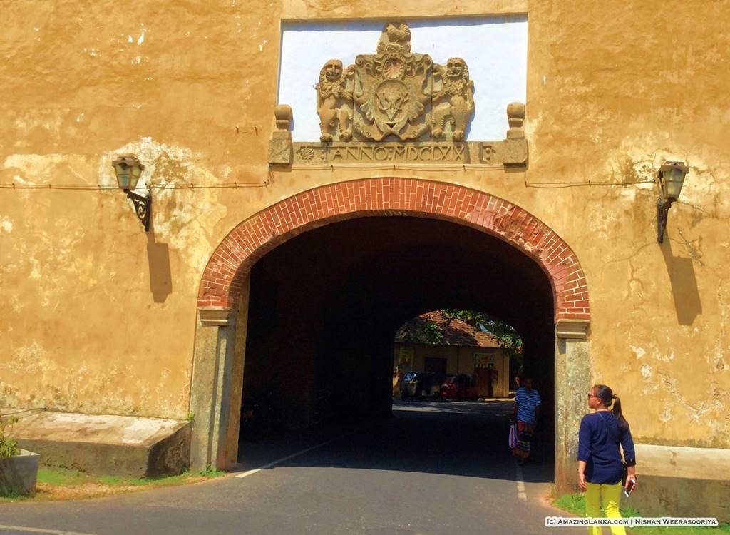 TThalpe's tweet photo. Soak up the History and wonderful ambience of the ancient Galle Fort.  Stroll along the narrow streets, delicious ice cream in hand and see the oldest Lighthouse in Sri Lanka!
.
.
.
.
www.tambavillasthalpe 
#srilanka @tambavillasthalpe #invest  #galle #realestate https://t.co/MkTFcXxYLl