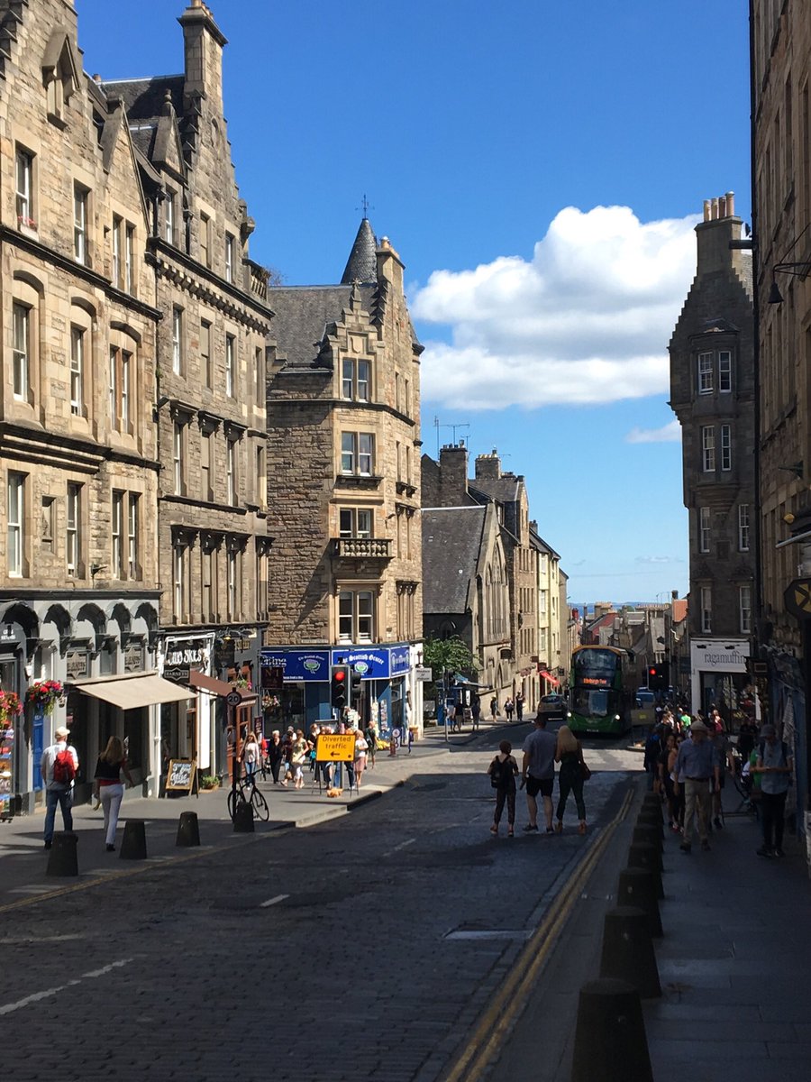 mcch99's tweet photo. @quiz_viajero Edimburgo! 🤍 https://t.co/JcEtIamDE9