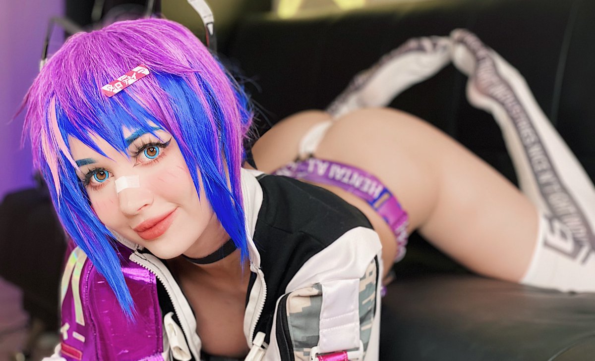 One of my fav cosplays More lewd stuff with this cosplay on my Onlyfans htt...
