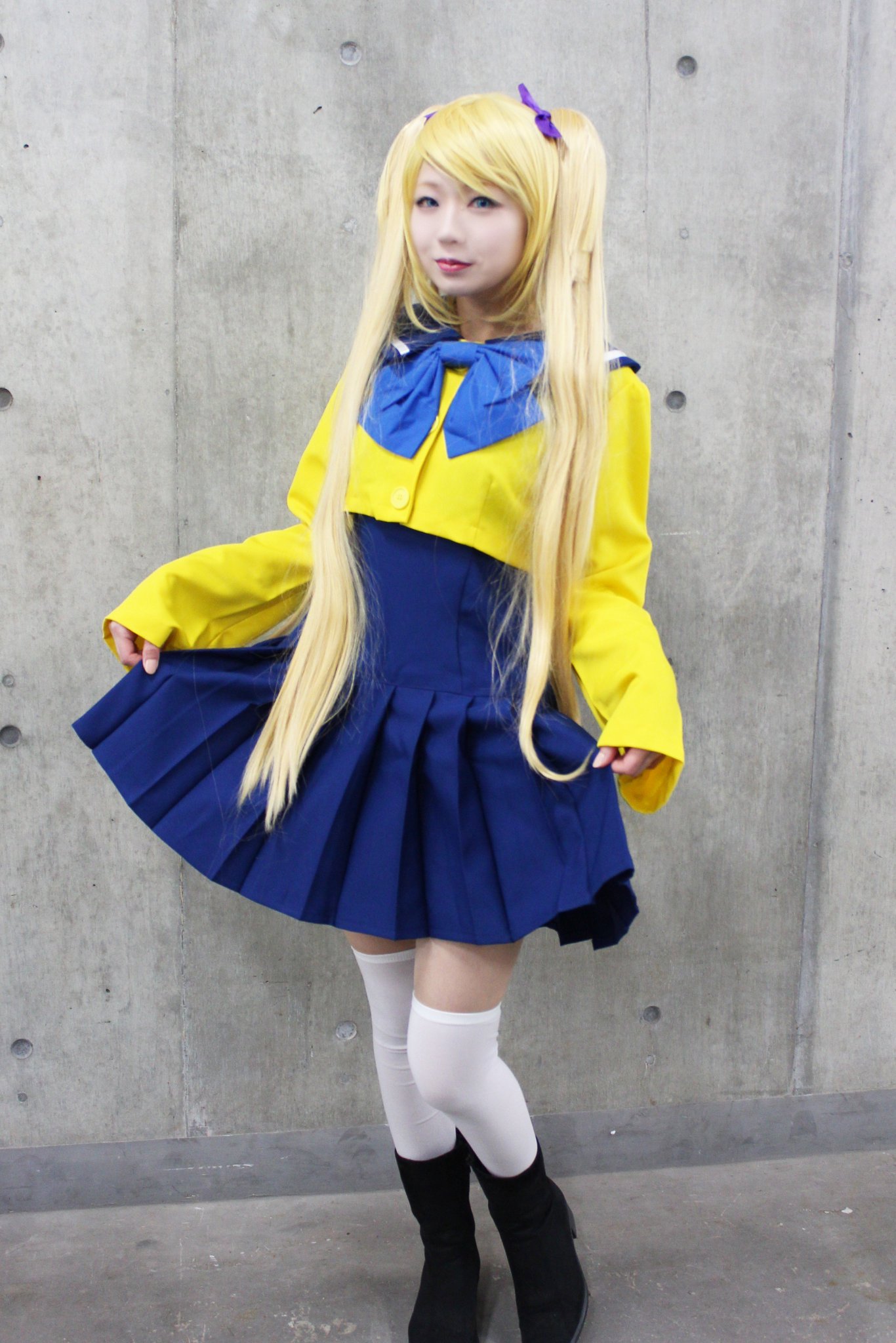 みけ猫ゆき 土浦彩葉ちゃんのコスプレ 今更１月のガタケの写真 ツインテール 兄妹を襲撃 お兄ちゃんのことなんかぜんぜん好きじゃないんだからねっ