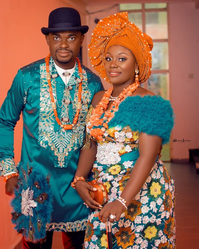 gildasbeads1's tweet photo. Swipe Swipe for more dose of cuteness 😍
.
Our adorable 😍 couple from previous week
Couple Beads and Accessories @gildasbeads #bigbrother9ja #bigbrothernaija2020 #nengi #nengibbnaija #kiddwaya #ozobbnaija #slayersonly #alreadyvideo #bbnaija2020 #BBNaijaLockdown #lagos https://t.co/qERhixAGvW