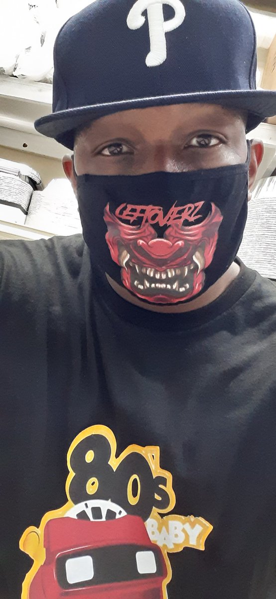 MARAJ215's tweet image. We wear masks around here, we not all the same.

Oh yeah, I make masks, tshirts, bags, etc

@LeftOverzDezyne !

#luckisintheleftovers #makingsomethingoutofnothing