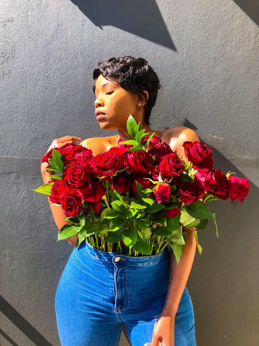 n0xiematthews's tweet photo. Whimsical ❤️🧚🏽‍♀️✨ https://t.co/w19ZciYPFj