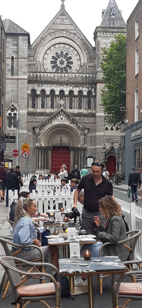 DubCityCouncil's tweet photo. Pedestrians galore today. Our pedestrisation of the Grafton Street area is underway. Plenty of space to have a wander around. #Dublin #covidmobility #walkdublin https://t.co/U56KOrapBp