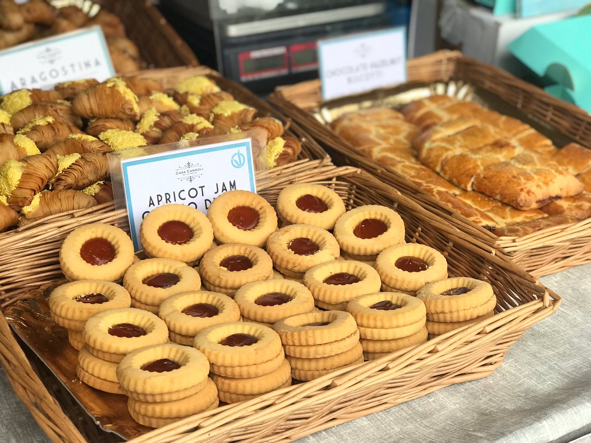 Afternoon treats from <a href="/casacannoli/">Casa Cannoli</a> are always delicious.