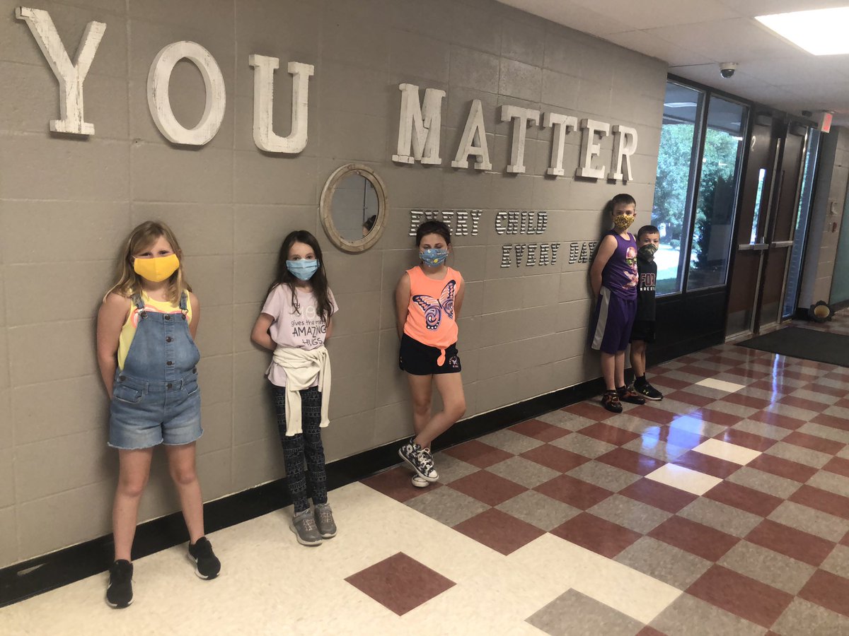 mkshane's tweet photo. That’s a wrap for our in person summer school. Hand sanitizing stations, frequent hand washing, masks, and water bottle fillers. We did the best we could. Kids are resilient. Staff was amazing! We are better together!
#FortStrong https://t.co/MzhheNM9FE