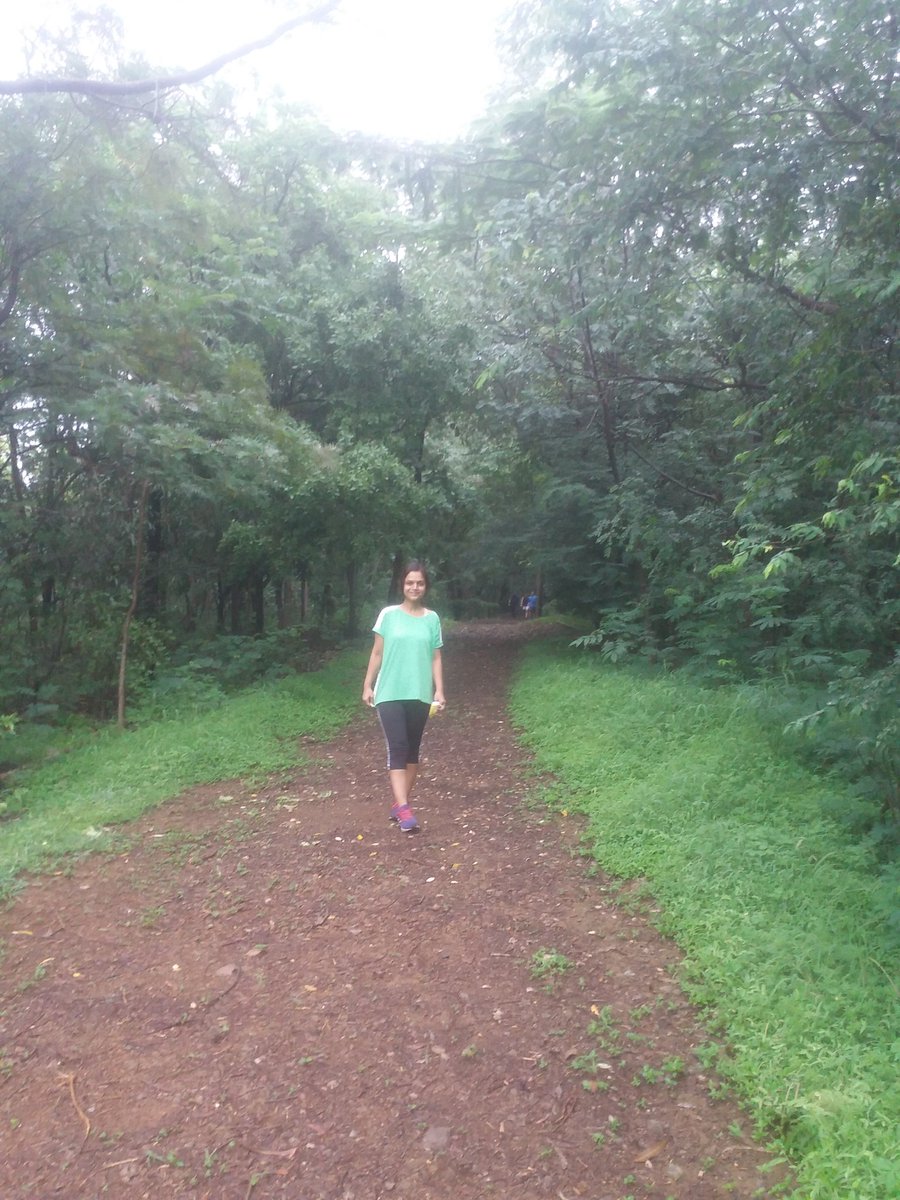 ash4intelways's tweet photo. #morningwalk #everyday road less travelled by #everyday #etherreal #green #fresh #mornings #tranquility #sanity #nature #heavenly #hills #sahyadri #maharashtra #pune https://t.co/Yh7PtD8KIN