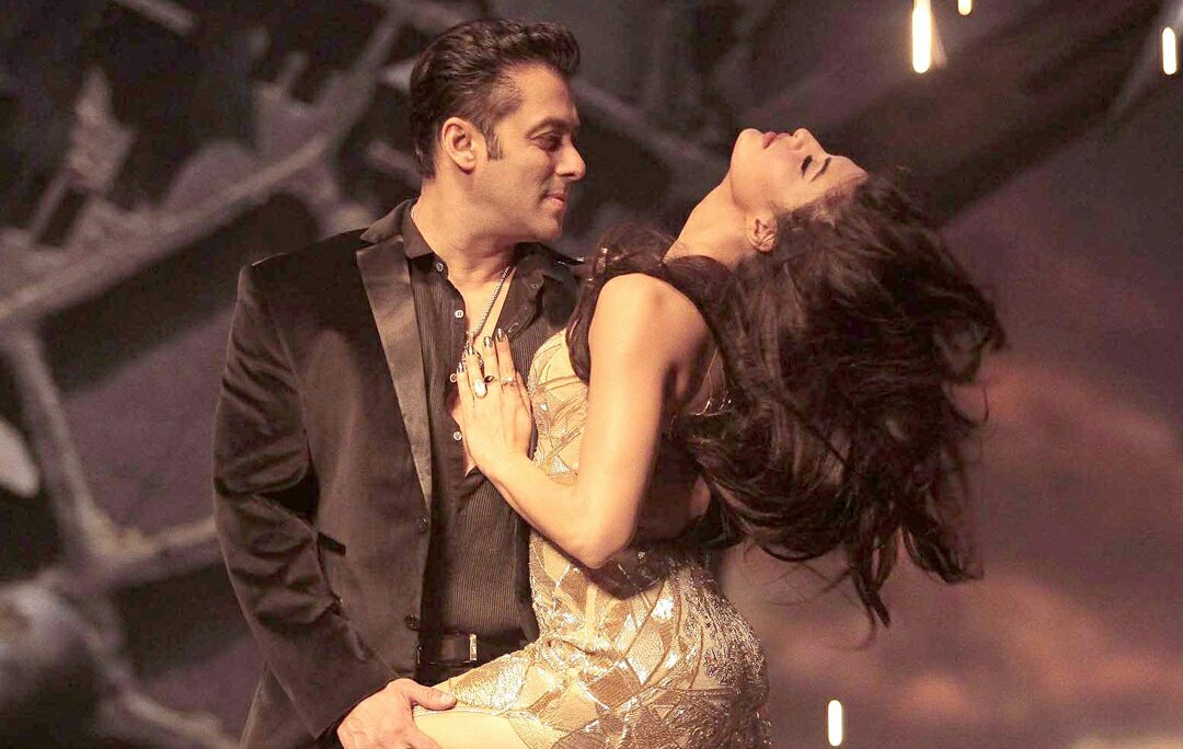  #6YearsOfKICK  #SalmanKhan's &  #JacquelineFernandez's Pair Had Sizzling Chemistry Especially In The Songs!Retweet If You Want More of Them Together Onscreen! SALJACQ   6 YEARS OF BLOCKBUSTER KICK