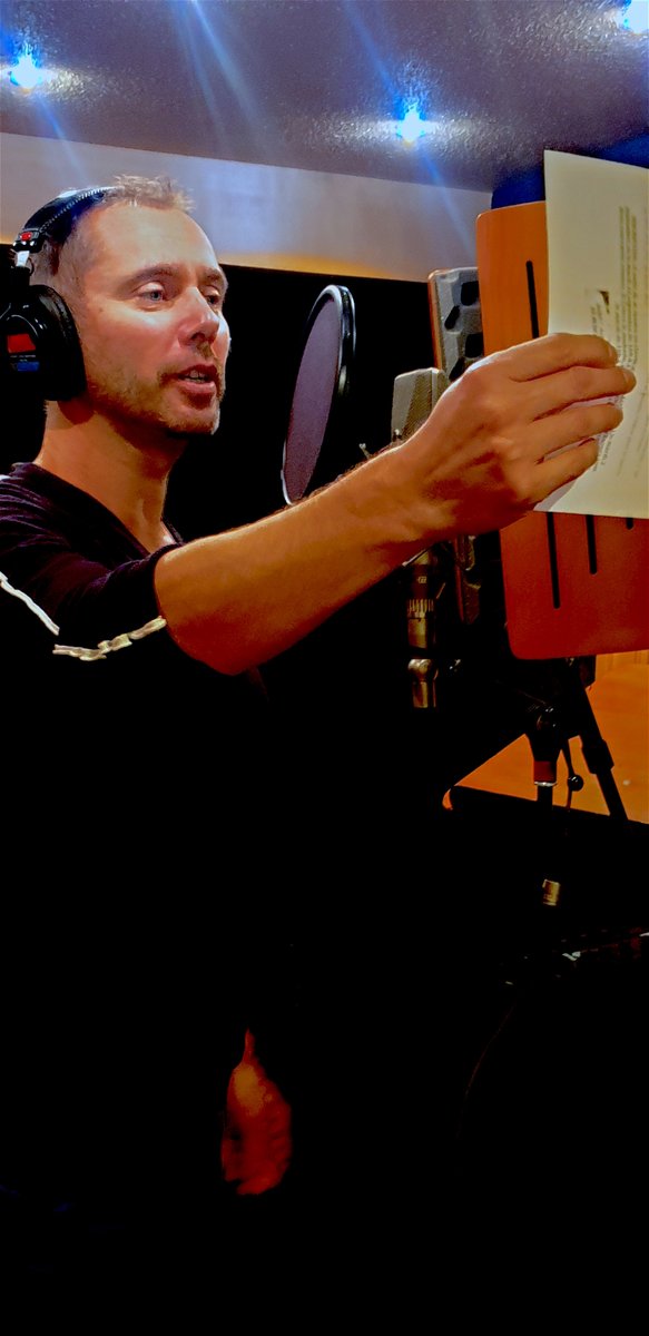 joandaoc's tweet photo. Enregistrement des voix #nouvelalbum #joanda #1000ans https://t.co/l6egyZHnI7