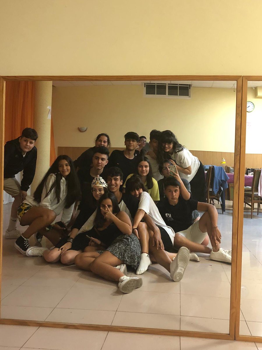 alexrguezzz's tweet photo. ellos son mi vida, y lo único que me importa es que sean felices y estén bien🥰 https://t.co/9x4kPR2cIl