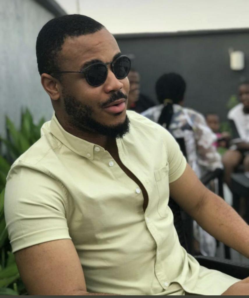 heisemmadgreat's tweet photo. Who is more intelligent?
Retweet for Laycon
Like for Ozoemena
#bbnaija
#BBNaijia2020 https://t.co/s4dFv32XAU