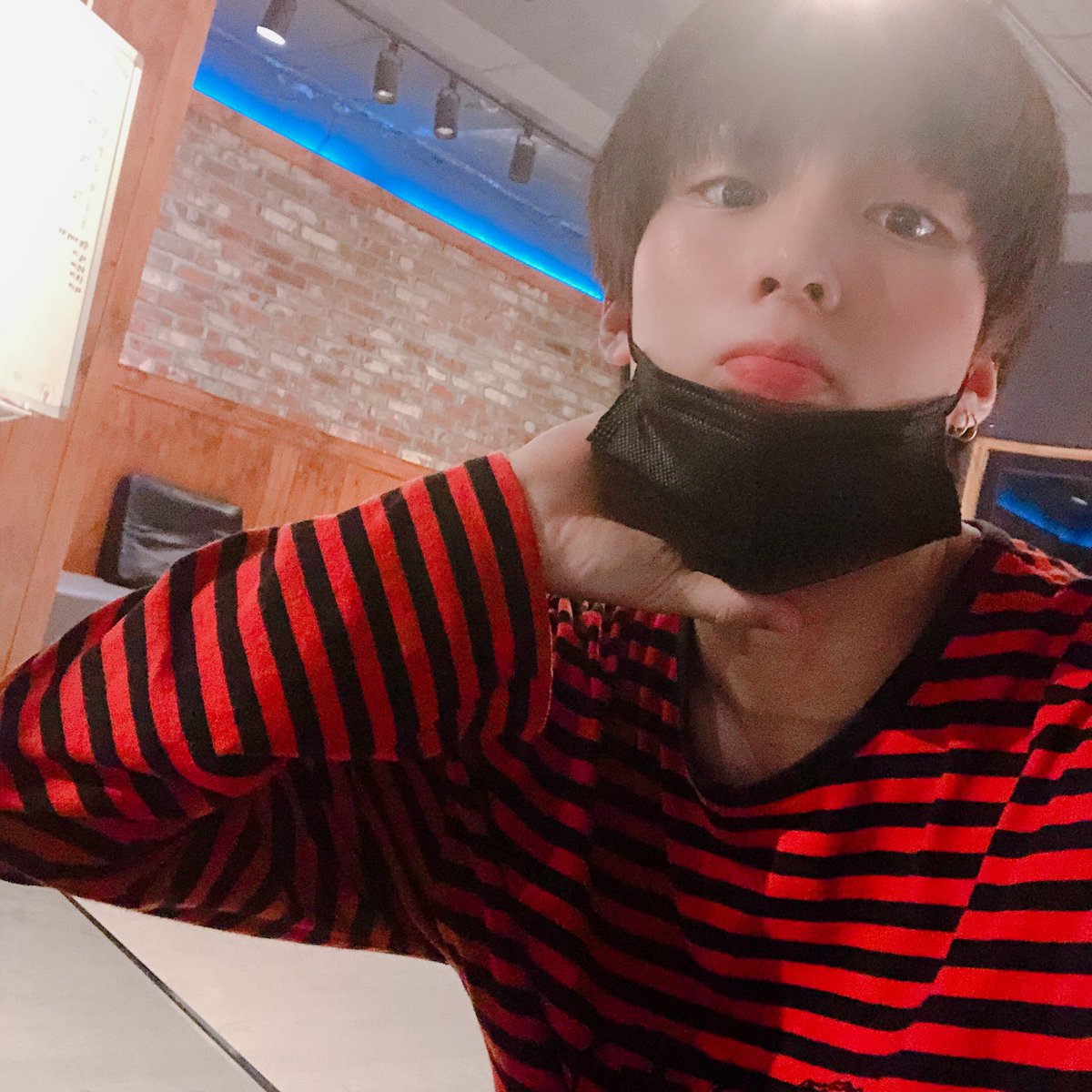 TRCNG_official's tweet photo. #TRCNG #Jisung #지성 오랜만 https://t.co/zYuvnNlHLR