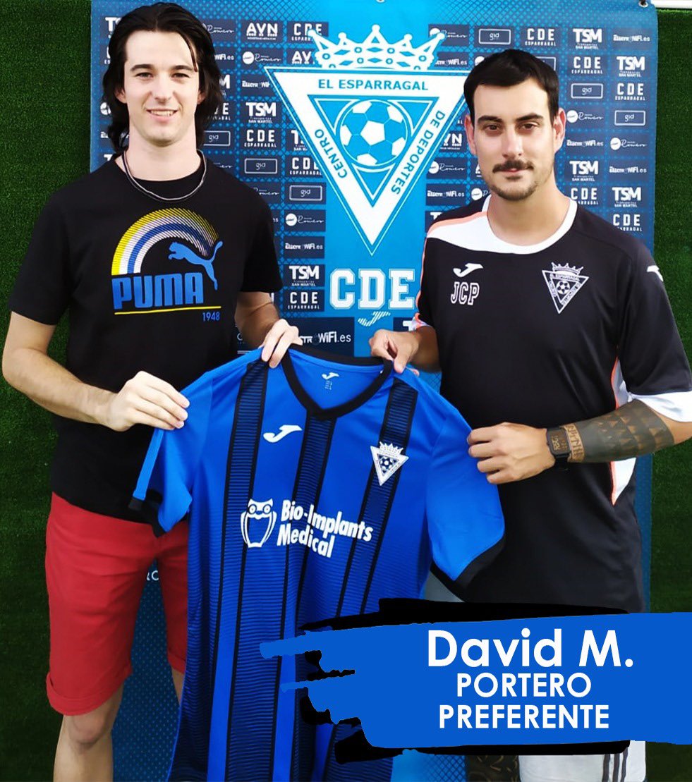 cdesparragal's tweet photo. 🆕🗞¡FICHAJE!

El portero recién salido de nuestro juvenil da el paso al primer equipo, reflejos de gato para nuestra portería. 💪🏼🐯

⭐️Cosas a destacar: Ex del Montecasillas y Cabezo de torres. Debutó en preferente con el Montecasillas siendo cadete 👶🏻.

Bienvenido David 🔵⚫️ https://t.co/24xqCTokNc
