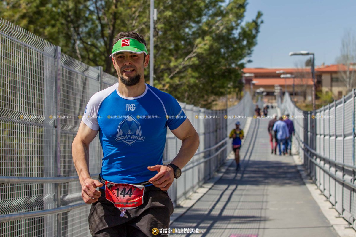 FelipeLoSeMa's tweet photo. Quien disfruta con lo que hace realmente vive. Es inexplicable la alegría después de superarte a ti mismo. Foto del año pasado finalizando mi primera maratón de montaña 44km +2700m positivos. Pronto volveremos a las carreras 💪💪💪 #disfruta #atopee #mamocu #trailRunning #montaña https://t.co/577uWuAhE0