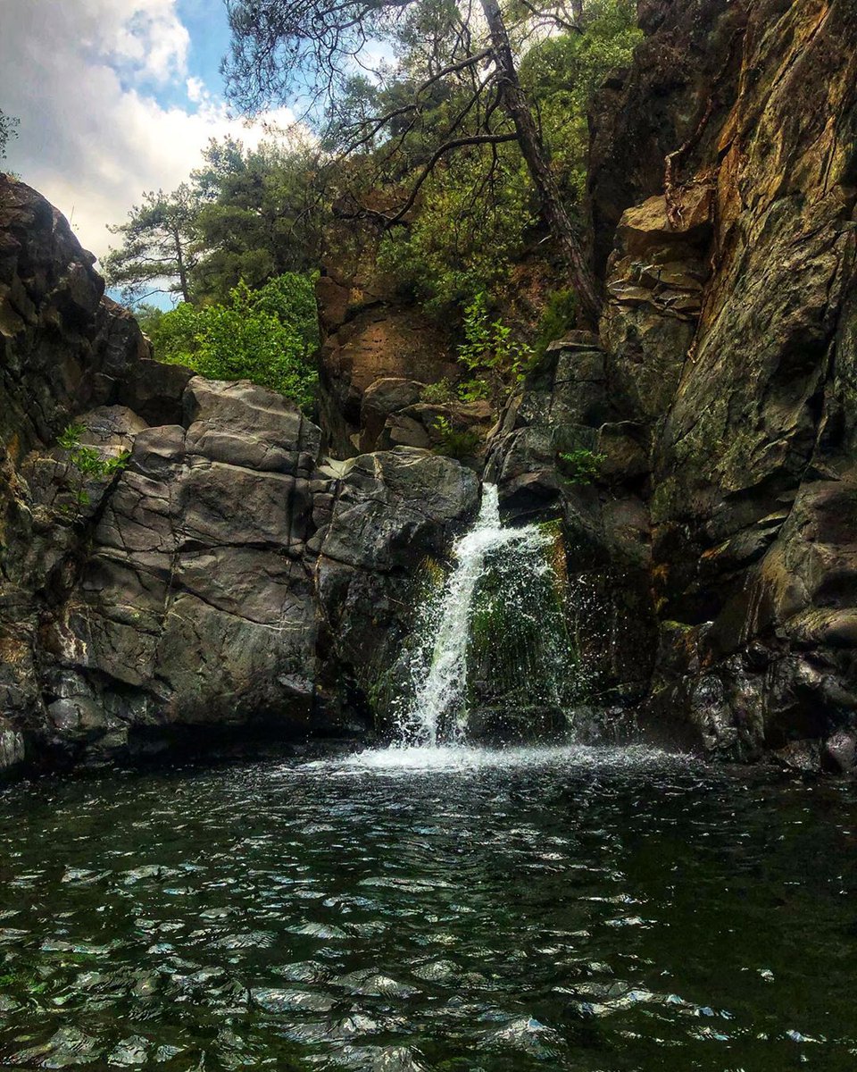 antakyafoto's tweet photo. Hatay Arsuz höyük koyu sıcak soğuk şelalesi #hatay #arsuz #iskenderun #madeinhatay
 📸@arifgunyasar https://t.co/f7NO8imQhm